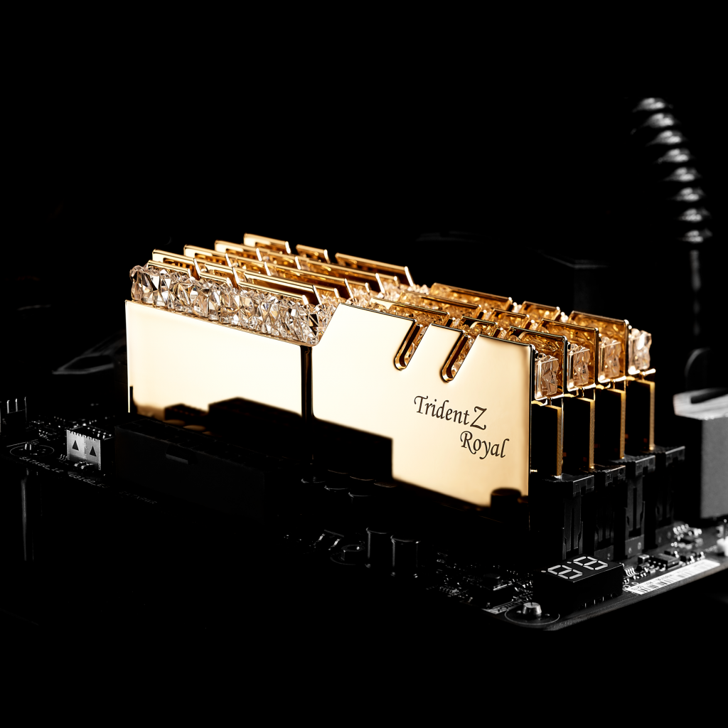 G.SKILL 16GB DDR4 3000 MHZ TRIDENT ROYAL RAM