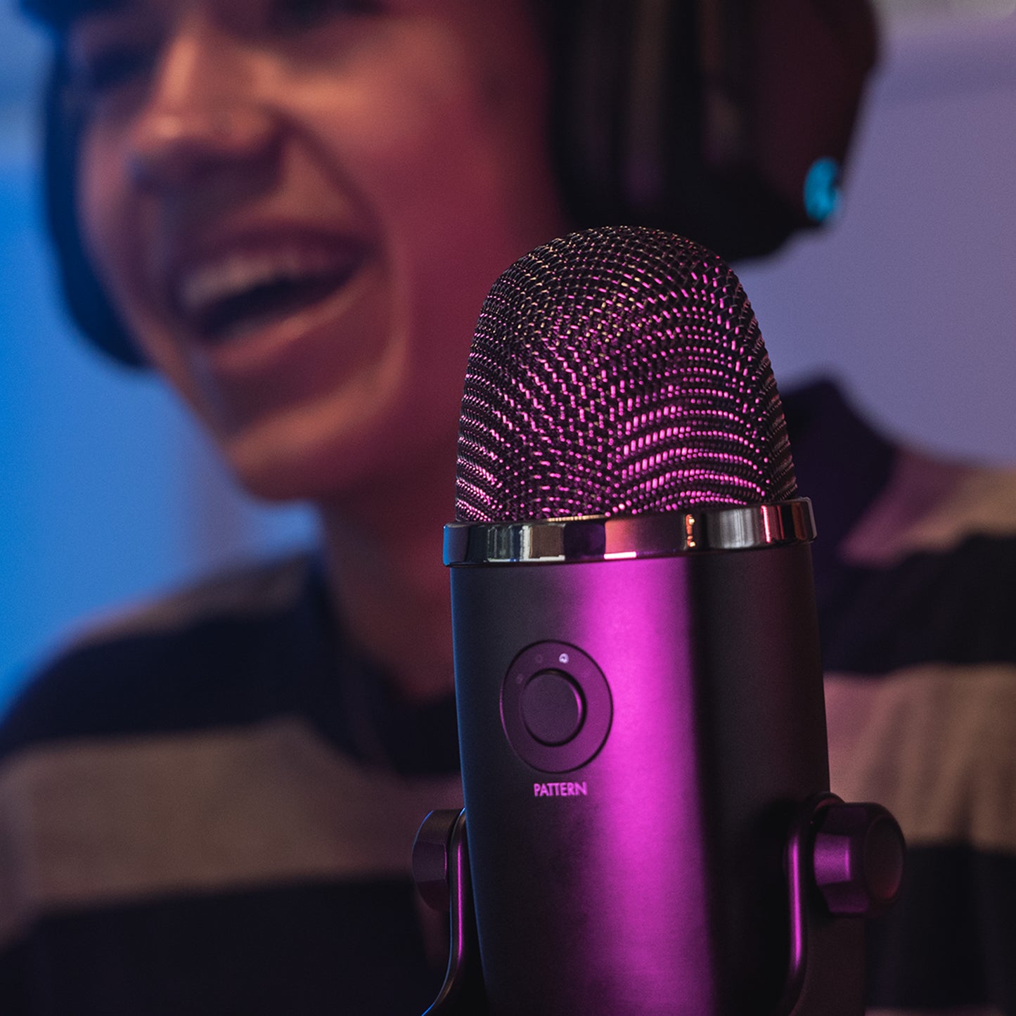 Blue Yeti X Premium Multi Pattern USB Microphone with Blue Voice-Microphones-Blue-Black-computerspace