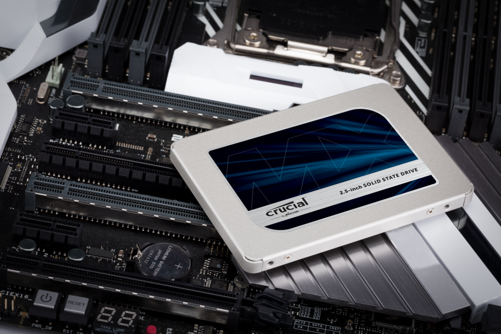 Crucial MX500 2TB 3D NAND SATA 2.5" 7mm (with 9.5mm adapter) Internal SSD