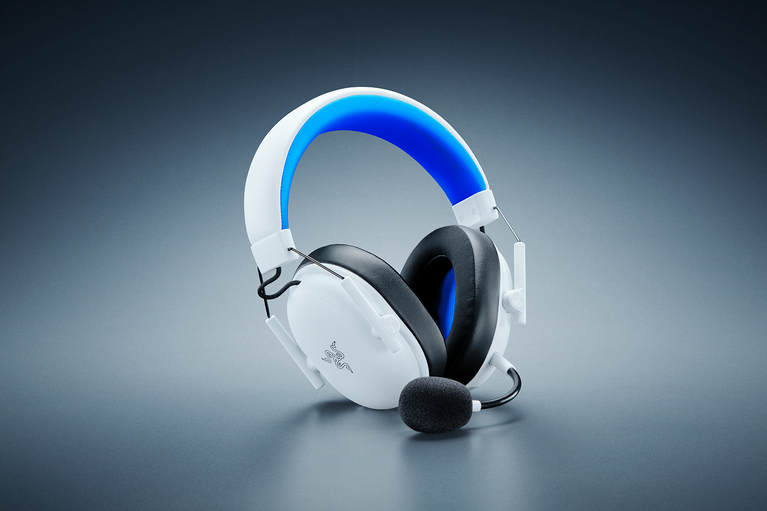 Razer BlackShark V3 X HyperSpeed Wireless Gaming Headset for PS5 – White