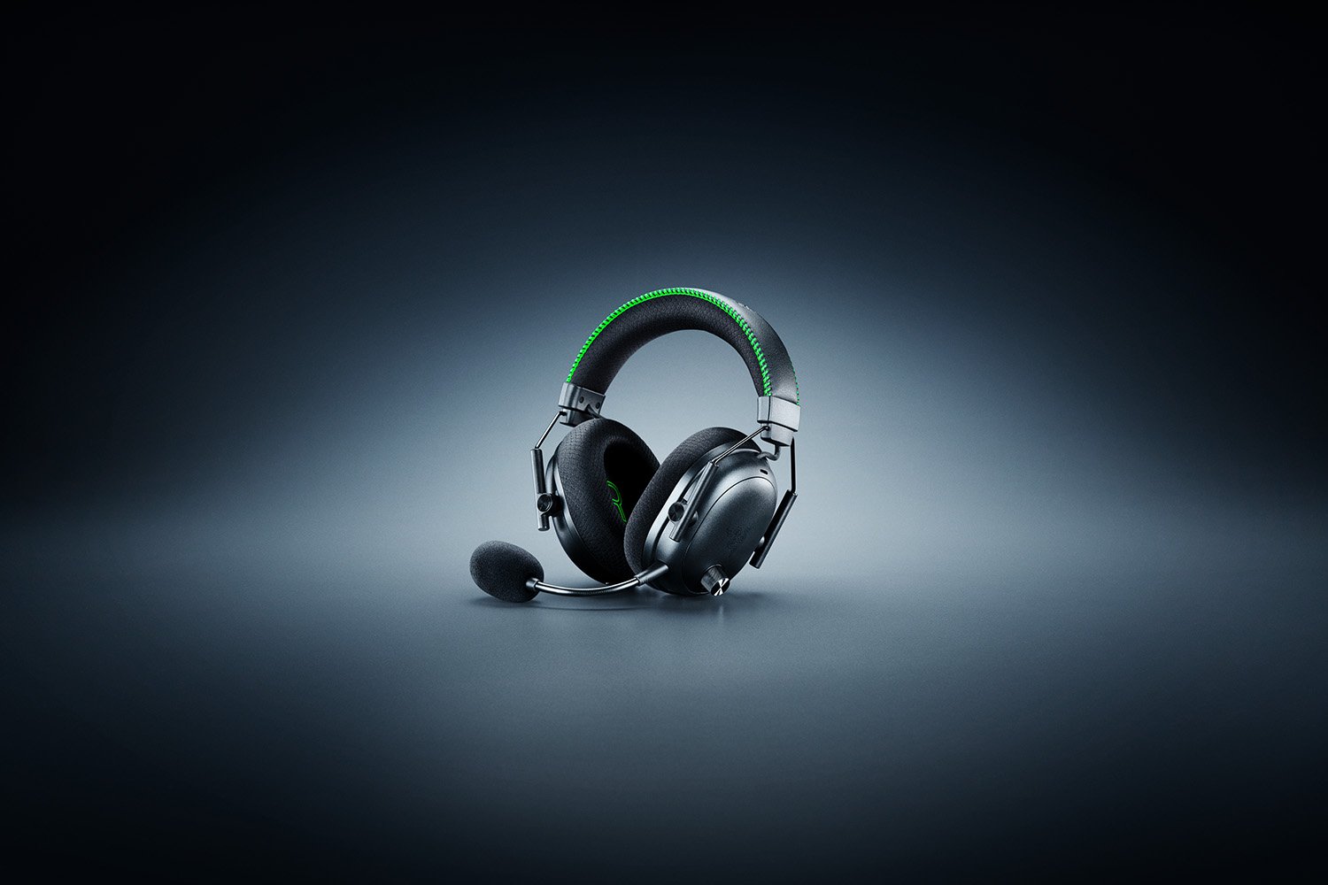 Razer BlackShark V3 Pro for Xbox black wireless ANC gaming headset, front view