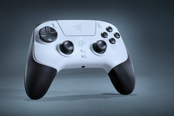 Razer Raiju V3 Pro Wireless Esports Controller for PS5 & PC – White