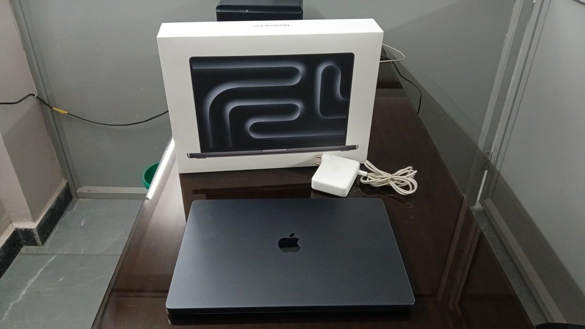 Refurbished Apple MacBook Pro 16-inch M4 Pro with original box and charger